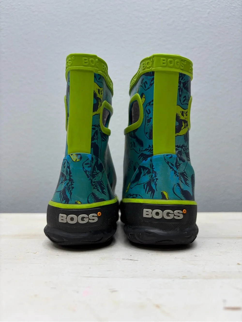 Bogs Skipper Cool Dinos Rain Boots Size 6 Boys